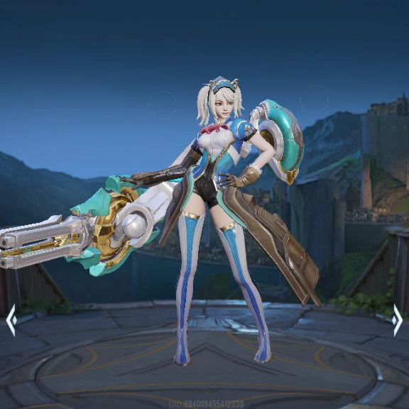 幽藍(lán)炮姬《卡芬妮》，睜大眼睛看著本小姐的表演吧！